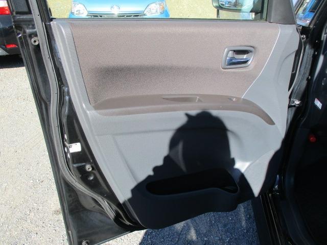 ソリオ Ｘ　４ＷＤ　社外ナビ　ＴＶ　両側スライド片側電動　プッシュスタート　インテリキー　純正アルミホイール　オイル交換済み（58枚目）