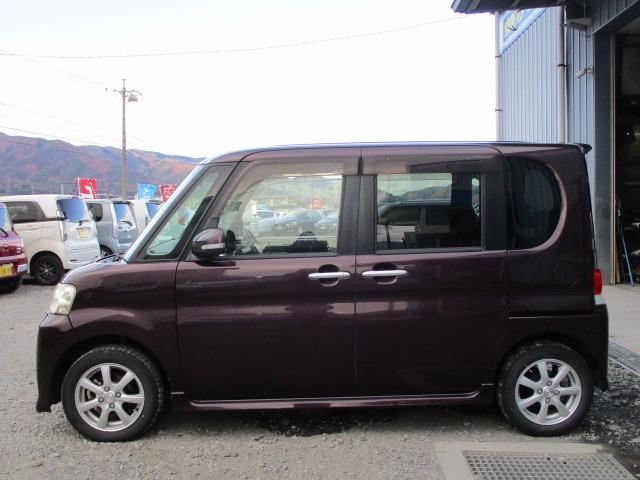 タント G 4WD 純正ナビ TV 片側スライド電動ドア インテリキー フロントフォグ 社外アルミホイール オイル交換済み(8枚目)