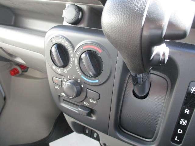 スクラム ６６０　ＰＣ　ハイルーフ　４ＷＤ　ＣＶＴ　ＬＥＤ　ＣＤラジオ　シートヒーター（9枚目）