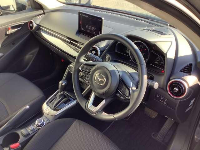 ＭＡＺＤＡ２ １．５　１５Ｓ　ブラック　トーン　エディション　ＥＴＣ　クルコン　パドル　ワイヤレス充電（3枚目）