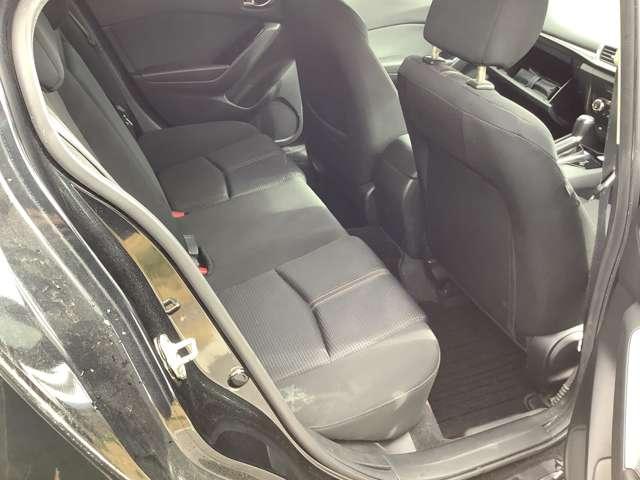 後部座席の様子です！
