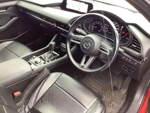ＭＡＺＤＡ３ファストバック １．５　１５Ｓ　ツーリング　ナビ　ＥＴＣ　バックモニター　クルコン（3枚目）