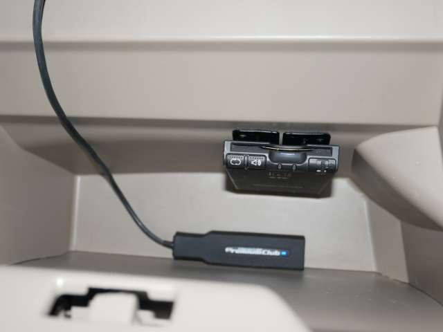 2トーンカラースタイル G・Lパッケージ 純正ナビ 片側電動ドア ETC 両側スライド片側電動ドア AW Bモニ ワンセグ キーレスエントリー CD メモリーナビ エアバッグ パワーウインドウ ナビTV パワーステアリング ABS 横滑防止(17枚目)
