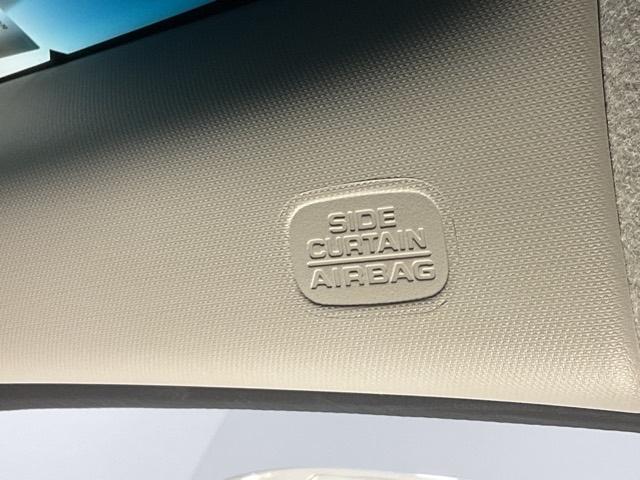 シャトル ハイブリッドZホンダセンシング いまコレ+新品マット付 衝突軽減 カーテンエアバック LEDライト 前席シートヒーター イモビ Bカメラ クルコン DVD パワーウィンドウ ナビTV 地デジ ETC スマートキー オートエアコン(31枚目)
