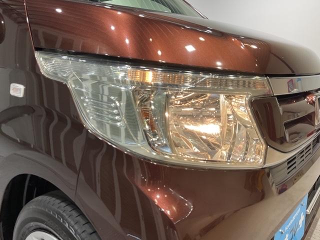 ハロゲンヘッドライトです。