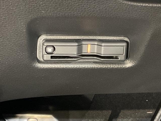 フィット e:HEVホーム 弊社元試乗車 前後誤発進抑制機能 助手席エアバッグ 運転席エアバッグ アイドリングストップ LEDライト バックカメラ ABS サイドエアバッグ オートクルーズコントロール フルセグTV スマートキー(26枚目)