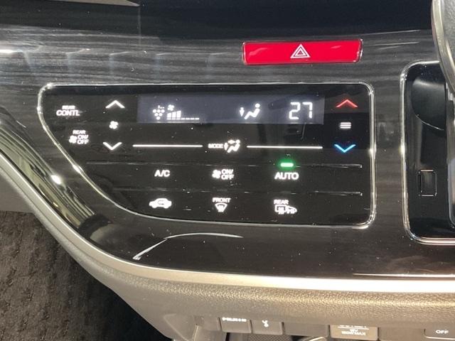 オデッセイ アブソルート・ホンダセンシング LEDヘッドランプ iストップ フルセグテレビ キーフリー バックモニター ナビTV Pシート オートクルーズコントロール ウォークスルー サイドエアバッグ DVD(27枚目)