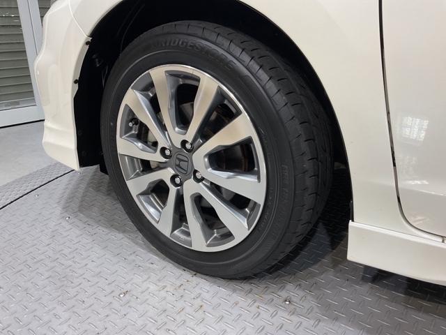 インサイトエクスクルーシブ XLインターナビセレクト Iストップ リアカメラ 横滑り防止機能 フルオートエアコン 助手席エアバック オートクルーズコントロール 運転席エアバック パワーウィンドウ ABS スマートキー ETC(30枚目)