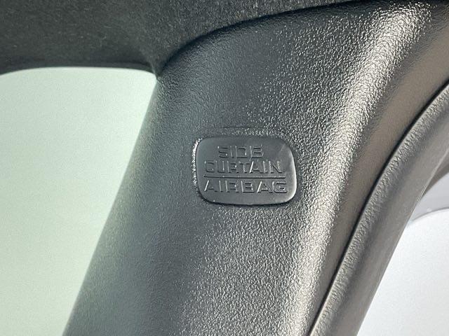 N-BOXカスタム ベースグレード CMBS Dレコ オートエアコン スマートキ LED 盗難防止装置 クルコン ETC バックカメラ フルセグTV パワーステアリング エアバッグ ESC パワーウインドウ フリーキー(31枚目)