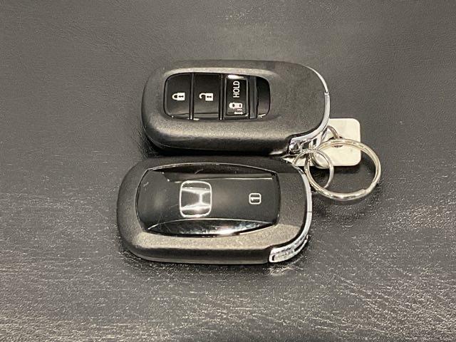 N-BOXカスタム ベースグレード CMBS Dレコ オートエアコン スマートキ LED 盗難防止装置 クルコン ETC バックカメラ フルセグTV パワーステアリング エアバッグ ESC パワーウインドウ フリーキー(35枚目)