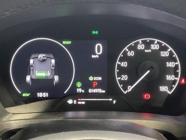 ヴェゼル e:HEVZ 衝突回避支援ブレーキ機能 スマキ フルオートエアコン Dレコ エアバッグ 両席エアバック Rカメ パワーウィンドウ LEDランプ クルーズC ナビ&TV キーレスエントリー ETC付(14枚目)