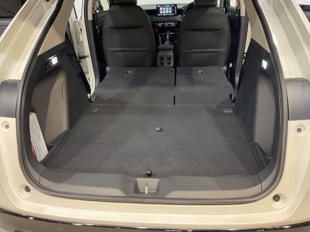 ヴェゼル e:HEVZ 衝突回避支援ブレーキ機能 スマキ フルオートエアコン Dレコ エアバッグ 両席エアバック Rカメ パワーウィンドウ LEDランプ クルーズC ナビ&TV キーレスエントリー ETC付(20枚目)