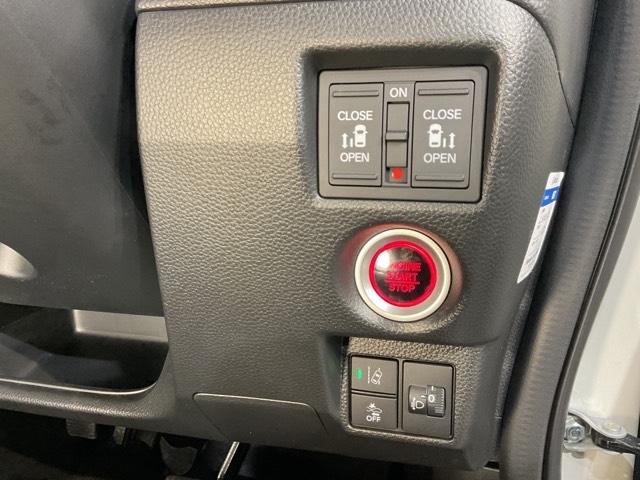 Ｎ－ＢＯＸカスタム Ｌ　メモリーナビ　リアカメラ　ＥＴＣ　両席電動スライドドア　サイドエアバッグ　ナビＴＶ　Ａストップ　シートヒータ　キーフリーシステム　ＬＥＤライト　クルーズコントロール　ＡＣ　ＤＶＤ視聴可能　スマキー（32枚目）