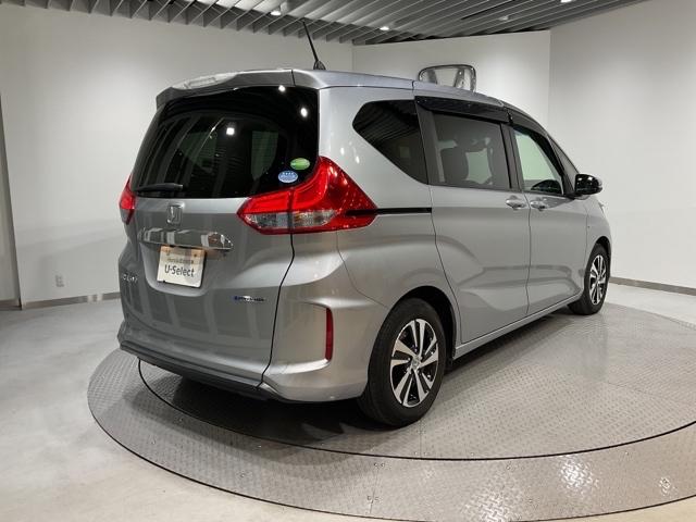 車両状態証明書付き車両です。車両状態を検査員が評価をし、結果を点数で表示しております。１台１台プロの目で事細かにチェックしている車両ですので、ご安心してお買い求めしていだけます。