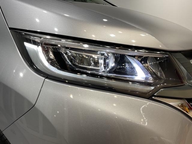 ＬＥＤヘッドライトで夜道も安心！