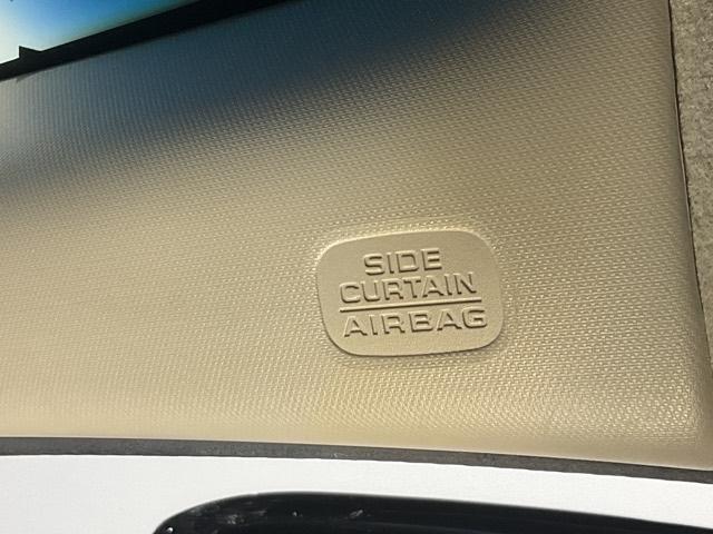 フィットハイブリッド Lパッケージ 【いまコレ+】新品フロアマット サイドエアバック LED ECON バックカメラ オートクルーズコントロール イモビライザー 1セグTV ETC ESC AUTOエアコン ABS 運転席エアバック(29枚目)