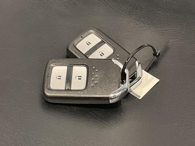 シャトル ハイブリッドZ 衝突被害軽減ブレーキ クルーズC VSA フルセグ地デジTV シートH リアカメラ キーフリ LEDライト アドバンストキー イモビ ECON ETC付き ナビTV DVD ABS(32枚目)