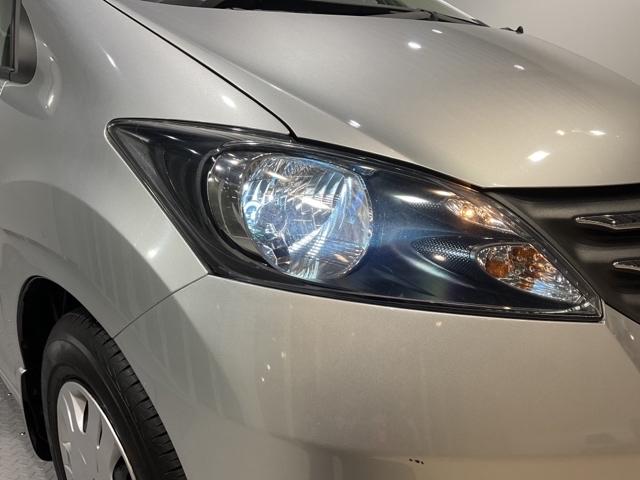 フリード フレックスジャストセレクション メモリーナビ リアカメラ ETC パワーウィンドウ ワンセグ ナビTV パワーステアリング ABS 盗難防止装置 両側スライド片側電動ドア Wエアバック エアバッグ キーレスリモコン 横滑防止装置(9枚目)