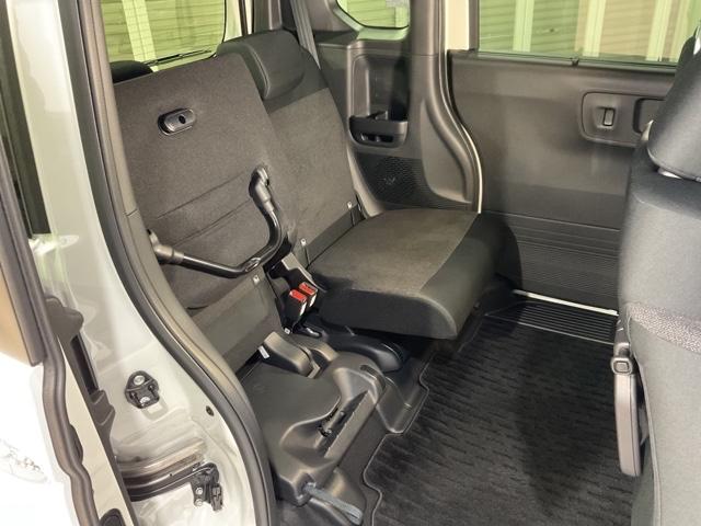 Ｎ－ＢＯＸカスタム ベースグレード　元弊社試乗車　前後誤発進抑制　両側電動ドア　シートＨ　Ｉストップ　オートエアコン　ＥＴＣ　ＬＥＤヘッド　ドラレコ　４ＷＤ　バックカメラ　盗難防止装置　エアバック　スマートキー　キーレス　横滑り防止装置（18枚目）