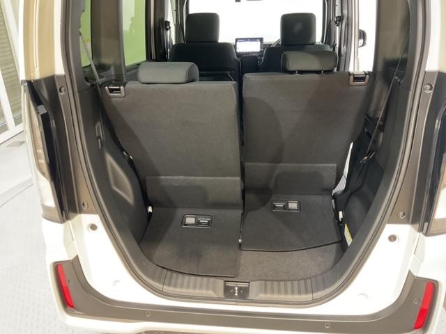 Ｎ－ＢＯＸカスタム ベースグレード　元弊社試乗車　前後誤発進抑制　両側電動ドア　シートＨ　Ｉストップ　オートエアコン　ＥＴＣ　ＬＥＤヘッド　ドラレコ　４ＷＤ　バックカメラ　盗難防止装置　エアバック　スマートキー　キーレス　横滑り防止装置（19枚目）