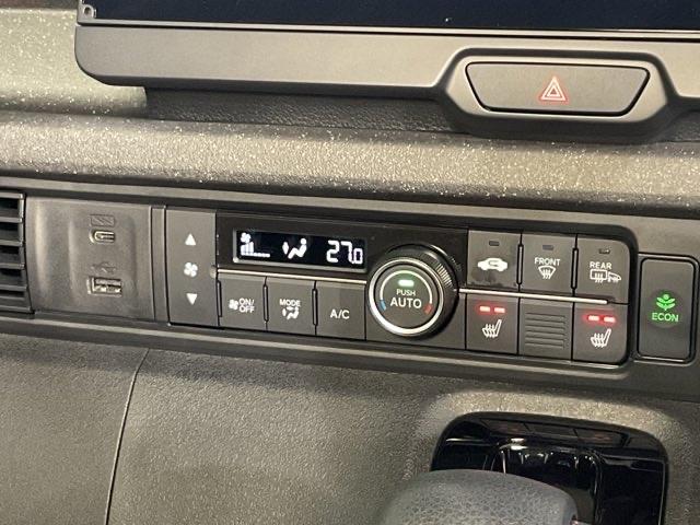 Ｎ－ＢＯＸカスタム ベースグレード　元弊社試乗車　前後誤発進抑制　両側電動ドア　シートＨ　Ｉストップ　オートエアコン　ＥＴＣ　ＬＥＤヘッド　ドラレコ　４ＷＤ　バックカメラ　盗難防止装置　エアバック　スマートキー　キーレス　横滑り防止装置（32枚目）