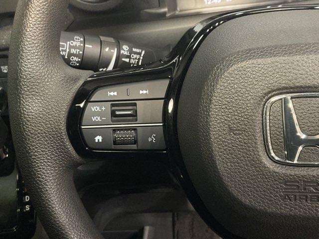 Ｎ－ＢＯＸカスタム ベースグレード　元弊社試乗車　前後誤発進抑制　両側電動ドア　シートＨ　Ｉストップ　オートエアコン　ＥＴＣ　ＬＥＤヘッド　ドラレコ　４ＷＤ　バックカメラ　盗難防止装置　エアバック　スマートキー　キーレス　横滑り防止装置（35枚目）