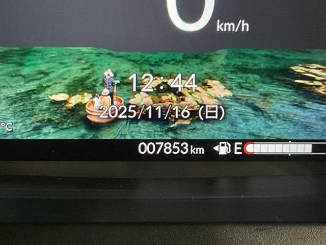 Ｎ－ＢＯＸカスタム ベースグレード　元弊社試乗車　前後誤発進抑制　両側電動ドア　シートＨ　Ｉストップ　オートエアコン　ＥＴＣ　ＬＥＤヘッド　ドラレコ　４ＷＤ　バックカメラ　盗難防止装置　エアバック　スマートキー　キーレス　横滑り防止装置（40枚目）