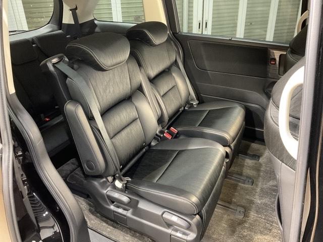 オデッセイ アブソルート・Ｘホンダセンシング　両側パワスラドア　地デジＴＶ　ＥＣＯＮ　電動シート　サイドエアバッグ　オットマン　キーフリー　ＤＶＤ再生可　クルーズコントロール　ＬＥＤヘッドライト　横滑り防止（16枚目）