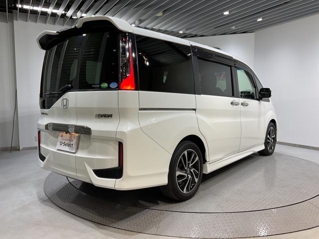 ステップワゴンスパーダ スパーダ・クールスピリット 両電動スライドドア シートH スマキー Bカメ フルセグテレビ 盗難防止システム サイドエアバック ナビTV アクティブクルーズコントロール キーフリー エアバッグ DVD(6枚目)