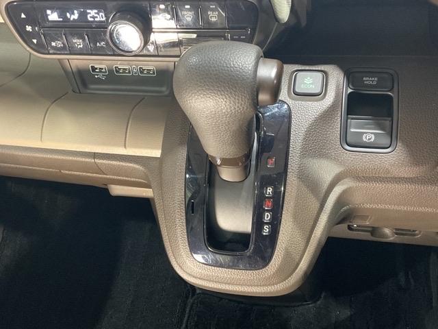 N-WGN L・ターボホンダセンシング 衝突軽減 エアコン Bモニター サイドエアバック 横滑り防止 ターボ LEDヘッドランプ スマートキー 運転席シートヒーター ETC エアバッグ クルコン パワーウィンドウ(16枚目)