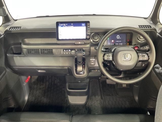 N-BOXカスタム ベースグレード 元弊社試乗車 CMBS Dレコ オートエアコン スマートキ LED 盗難防止装置 クルコン ETC バックカメラ フルセグTV パワーステアリング エアバッグ ESC パワーウインドウ フリーキー(12枚目)