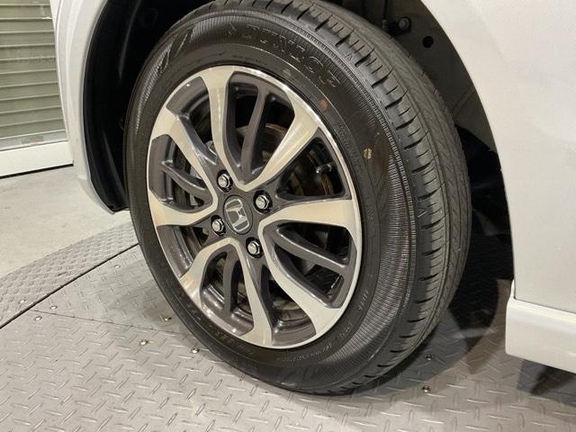 N-BOXカスタム ベースグレード 元弊社試乗車 CMBS Dレコ オートエアコン スマートキ LED 盗難防止装置 クルコン ETC バックカメラ フルセグTV パワーステアリング エアバッグ ESC パワーウインドウ フリーキー(37枚目)