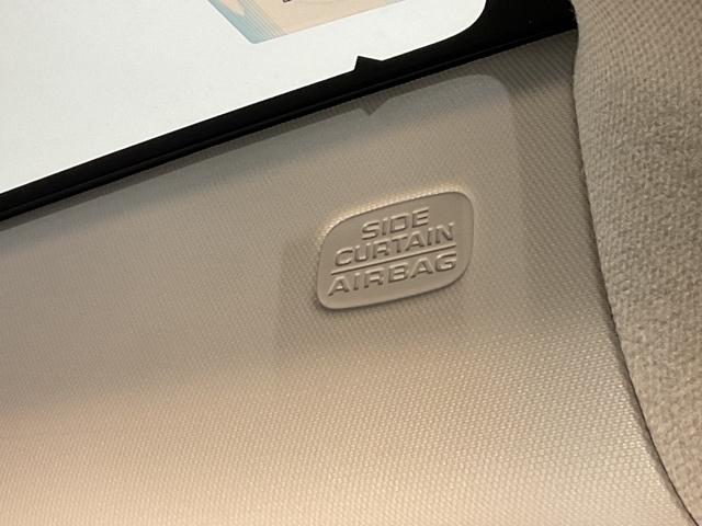 �T�C�h�J�[�e���G�A�o�b�N�t���Ŗ�����̎��ɔ����܂��B