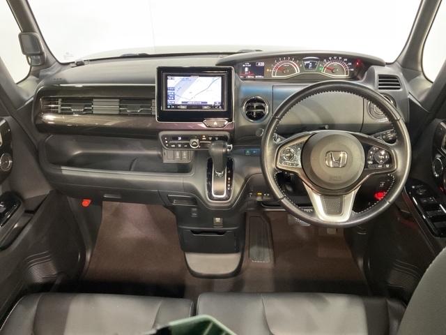 Ｎ－ＢＯＸカスタム Ｇ・Ｌターボホンダセンシング　【いまコレ＋】新品フロアマット　フルセ　両側ＰＷスライドドア　Ｂモニタ　Ｉストップ　セキュリティー　クルーズコントロール　ナビＴＶ　キーレスエントリー　ＶＳＡ　ＬＥＤランプ　助手席エアバック　ＰＷ（12枚目）