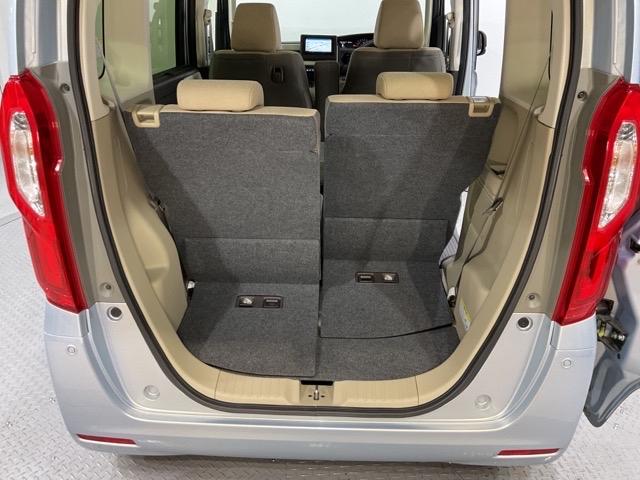 ��Ȃ̃V�[�g���X���C�h������ƁA�L���׎���Ԃ����܂�܂��B