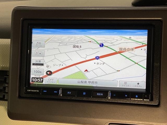 �ЊO�i�r�i�J���b�c�F���A�j�𑕒����Ă��܂��B