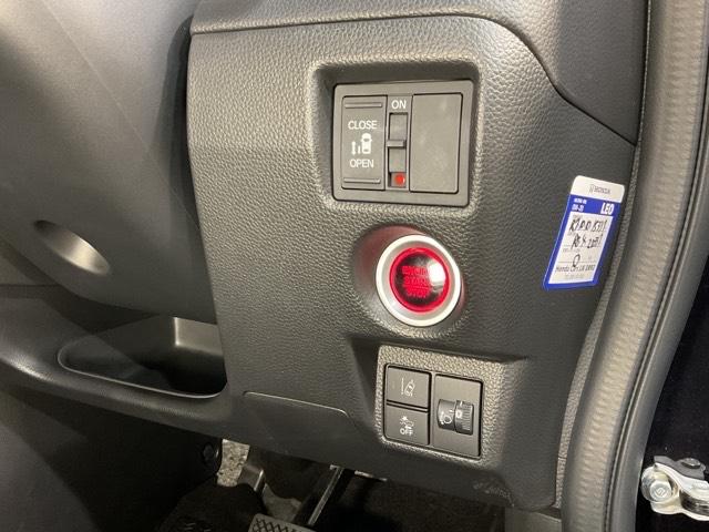 �v�b�V���X�^�[�g�B�{�^���ЂƂŃG���W���n���B