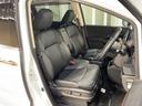 運転席助手席共電動シート付です。細かな動きで最高のドライビングポジションを確保できます。