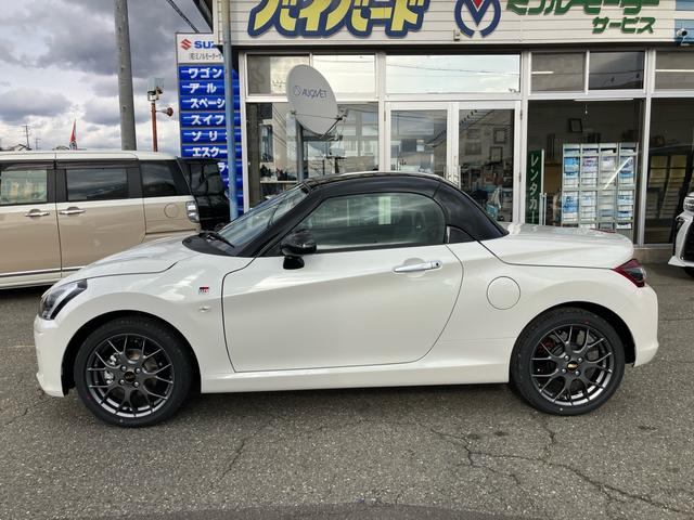 コペン GR スポーツ 届出済未使用車 5MT 16インチBBSアルミホイール レカロシート MOMOハンドル シートヒーター 電動オープン クリアランスソナー LEDヘッドライト オートライト(17枚目)