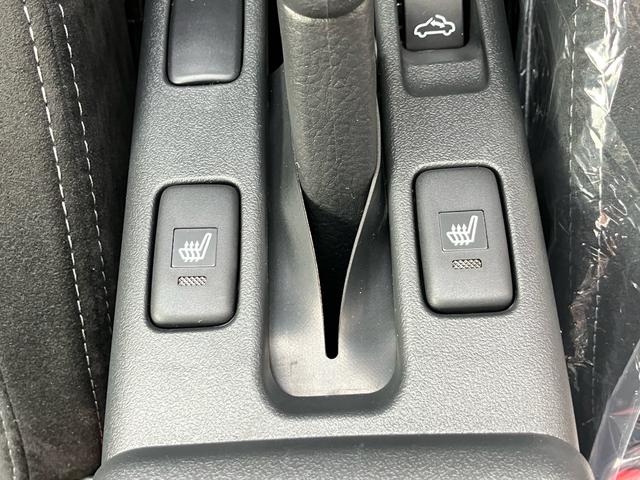 コペン GR スポーツ 届出済未使用車 5MT 16インチBBSアルミホイール レカロシート MOMOハンドル シートヒーター 電動オープン クリアランスソナー LEDヘッドライト オートライト(29枚目)