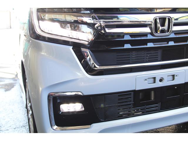 Ｎ－ＢＯＸカスタム Ｌターボ　衝突軽減ブレーキサポート　ＬＥＤヘッドライ　シートヒータ　バックカメラ付き（3枚目）