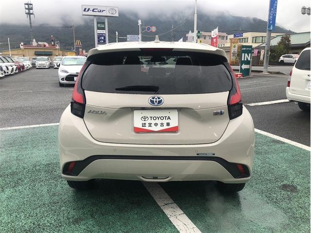 アクア Ｚ　アルミホイール　エアコン　ナビ　カーテンエアバッグ　ＥＴＣ　パワーウインドウ　ＡＢＳ　エアバッグ　パワーステアリング　メモリーナビ　助手席エアバック　衝突軽減Ｂ　Ｂカメ（6枚目）