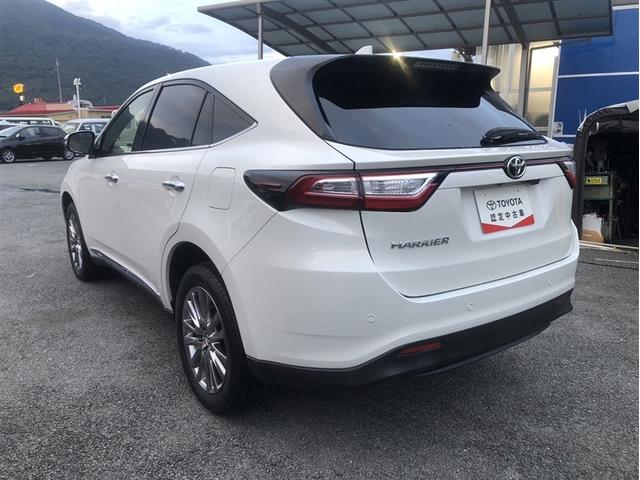 ハリアー プログレス　メタル　アンド　レザーパッケージ　衝突軽減システム　ＬＥＤヘッド　黒革シート　フルセグＴＶ　ドラレコ　盗難防止装置　電動シート　ミュージックプレイヤー接続可　スマートキー　ＥＴＣ　横滑り防止機能　ＡＢＳ　ＤＶＤ再生　ワンオーナー　ＡＷ（7枚目）