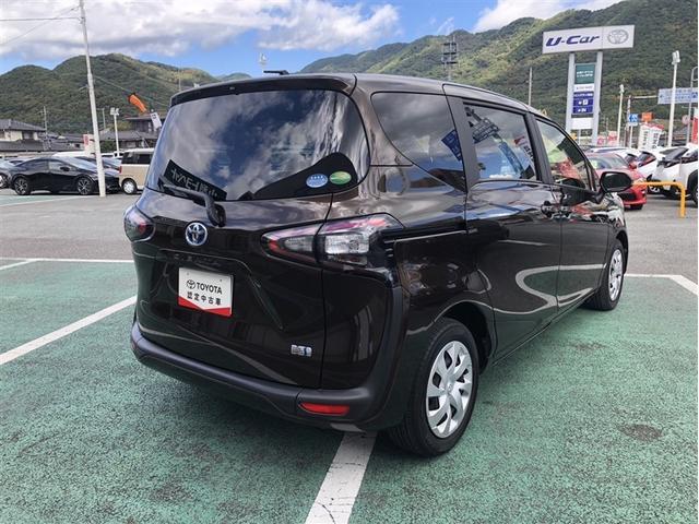 シエンタ ハイブリッドＧ　Ｂカメラ　キーフリー　スマキー　メモリナビ　ナビＴＶ　運転席エアバック　フルオートエアコン　デュアルエアバッグ　ＰＷ　ワンセグテレビ　ＡＢＳ　ＰＳ　左右電動スライドドア（5枚目）