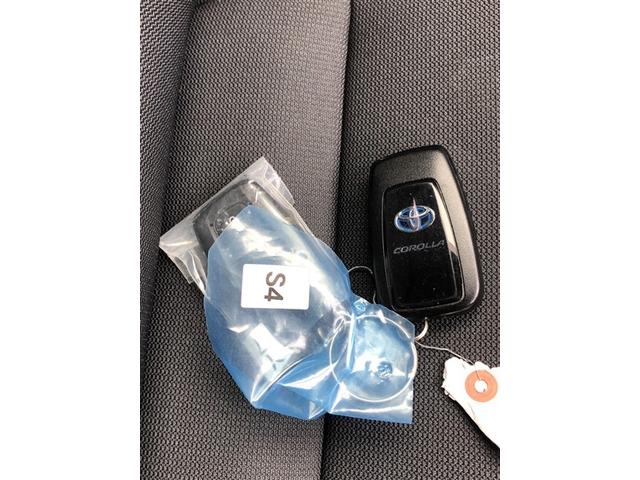 カローラスポーツ ハイブリッドG Z 前後誤発進抑制 Bモニ エアバック オートエアコン ナビTV AW デュアルエアバッグ パワステ ABS パワーウィンド ETC メモリーナビ ワンセグ(28枚目)