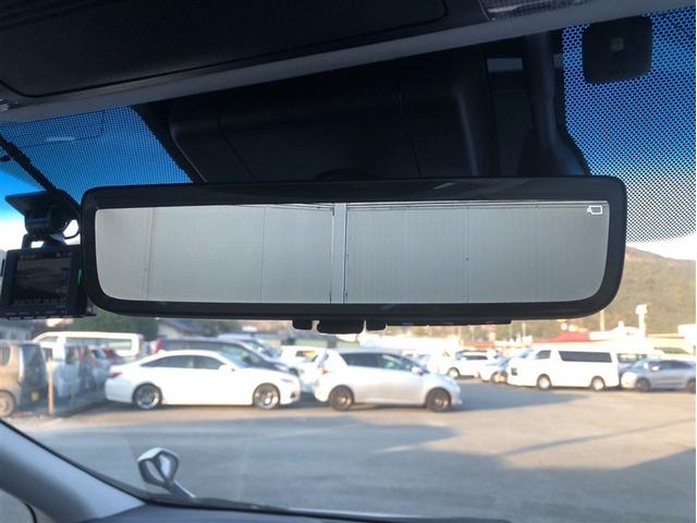 アルファードハイブリッド ＳＲ　Ｃパッケージ　点検記録簿　サンル－フ　ワンオナ　エアロ　バックモニター　オートエアコン　ＬＥＤ　横滑り防止機能　ＡＢＳ　イモビ　ＡＣ１００Ｖ電源　アルミ　ドライブレコーダー　ナビ＆ＴＶ　４ＷＤ　３列シート　Ｐシート（32枚目）