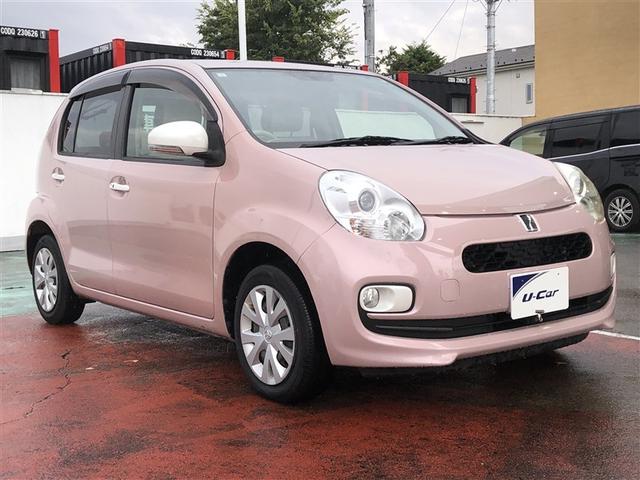 パッソ プラスハナ Cパッケージ Iストップ イモビライザー キーフリー Bカメ ETC装備 ナビTV 地デジ スマートキー 横滑り防止装置 DVD再生 パワーウィンドゥ メモリナビ 運転席エアバック オートエアコン 助手席エアバック(3枚目)