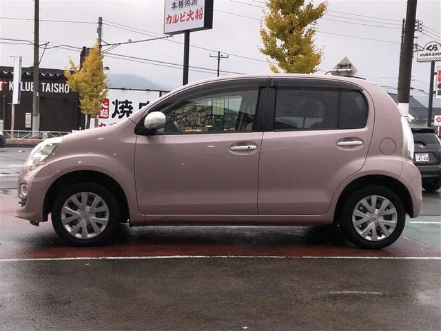 パッソ プラスハナ Cパッケージ Iストップ イモビライザー キーフリー Bカメ ETC装備 ナビTV 地デジ スマートキー 横滑り防止装置 DVD再生 パワーウィンドゥ メモリナビ 運転席エアバック オートエアコン 助手席エアバック(8枚目)