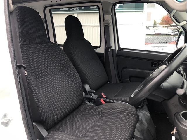 ハイゼットカーゴ ＤＸ　ＳＡＩＩＩ　バックモニター　ＬＥＤ　パワーウインドウ　ナビ　パートタイム４ＷＤ　エアコン　パワステ　ＳＲＳ　ＥＴＣ車載器　ＡＢＳ　メモリーナビ　両席エアバック　踏み間違え防止（12枚目）