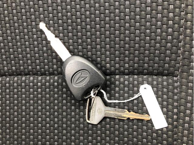 ハイゼットカーゴ ＤＸ　ＳＡＩＩＩ　バックモニター　ＬＥＤ　パワーウインドウ　ナビ　パートタイム４ＷＤ　エアコン　パワステ　ＳＲＳ　ＥＴＣ車載器　ＡＢＳ　メモリーナビ　両席エアバック　踏み間違え防止（24枚目）